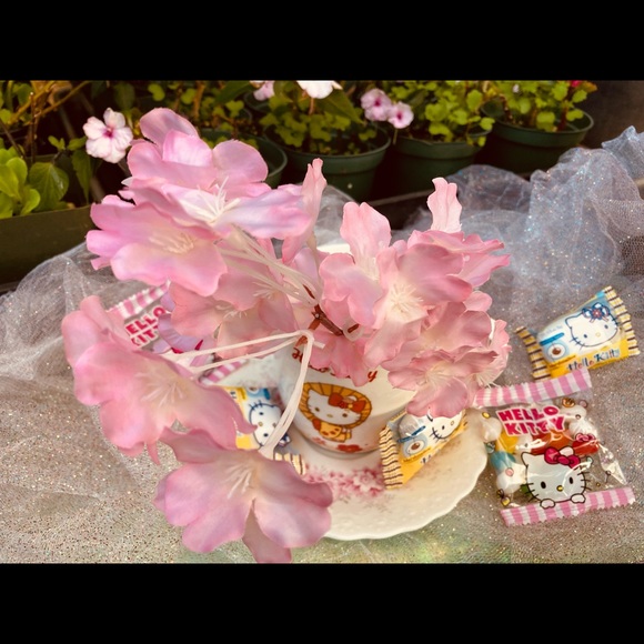 🌸Hello kitty Mug🌸 Dishware for that  [[Sakura Kawaii Aesthetic]]! - Picture 10 of 14